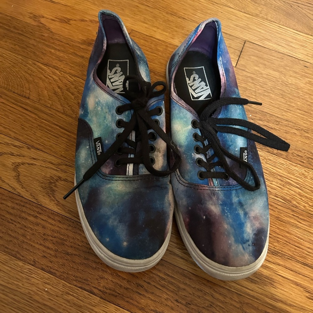 Vans galaxy print men’s size 7 shoe